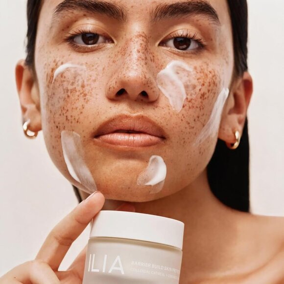 ILIA - Barrier Build Skin Protectant Cream | Hydrate, Comfort, Strengthen - Picture 3 of 8
